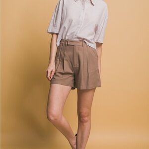 168 - Women's Mocha Loose Fit Pleated Linen Shorts